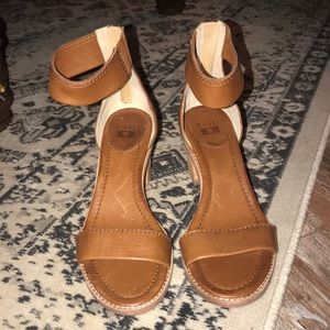 Never worn Frye heels